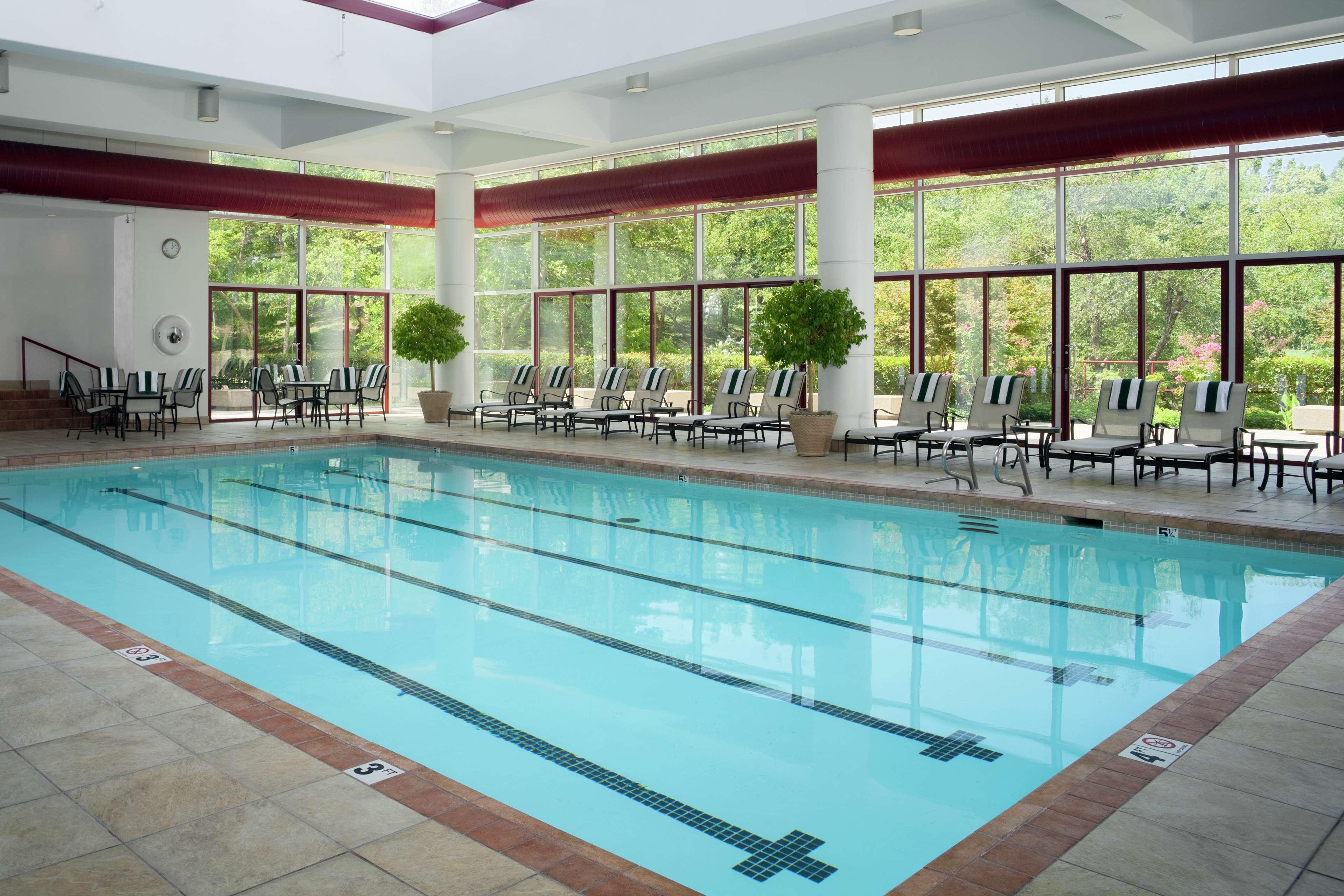 Doubletree By Hilton Tulsa At Warren Place Facilities photo
