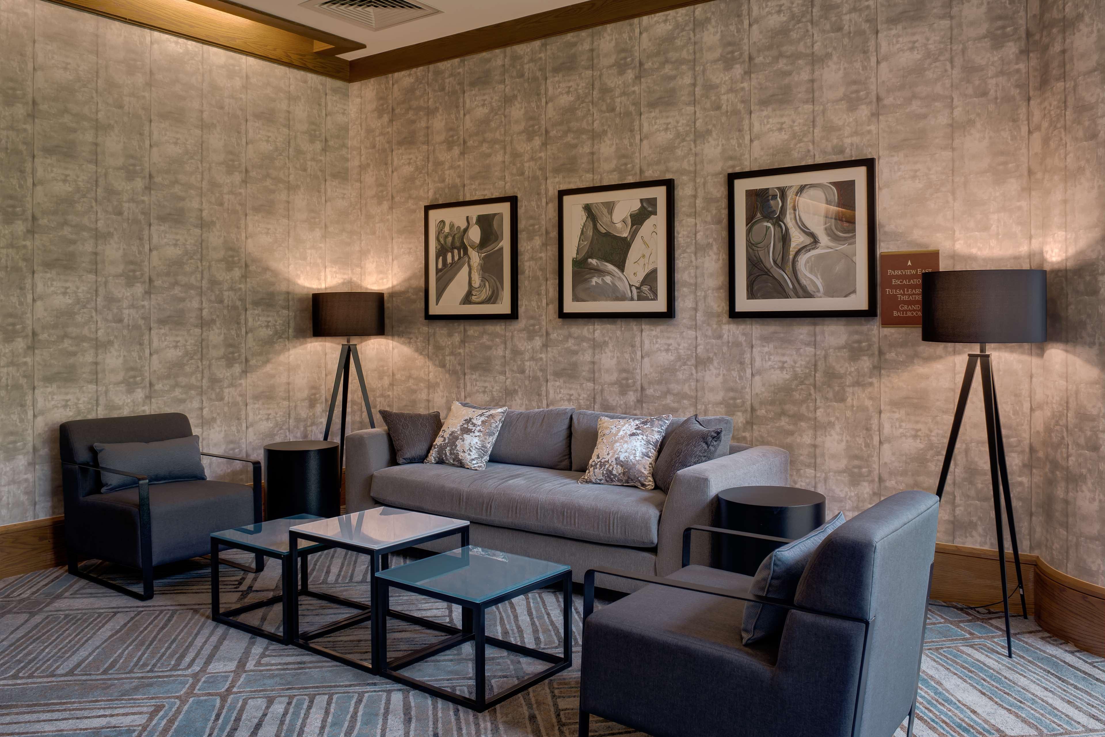 Doubletree By Hilton Tulsa At Warren Place Exterior photo